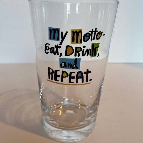 Shoebox - Hallmark Pint Glasses Set of 4 - Picture 6 of 9